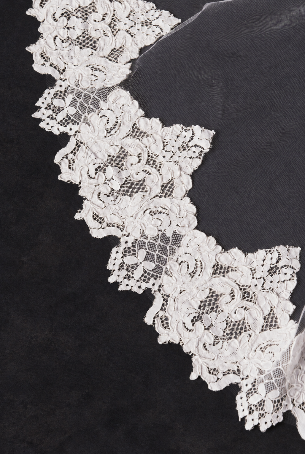 Dolce Veil, detail 2