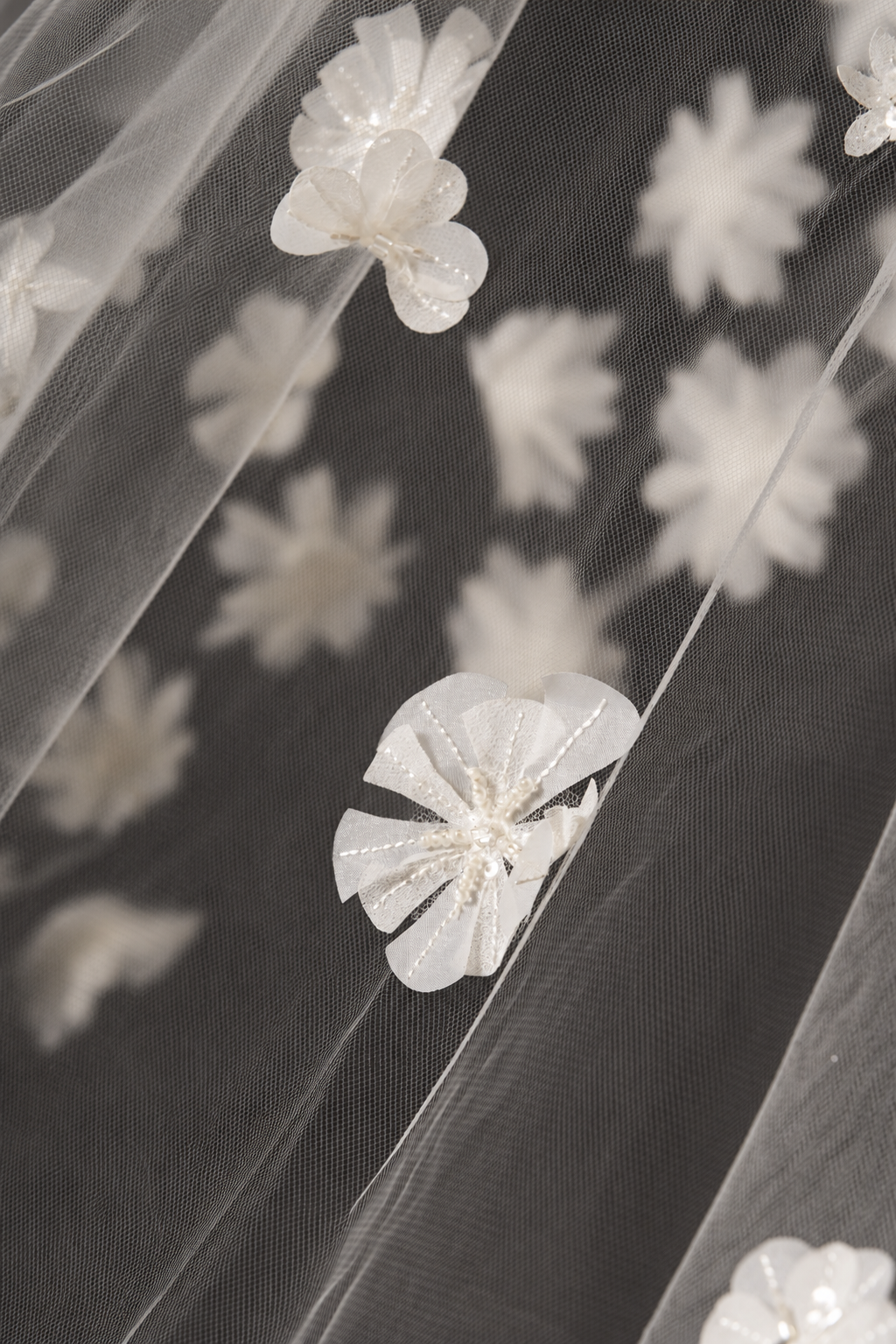 Bella Veil, detail 3