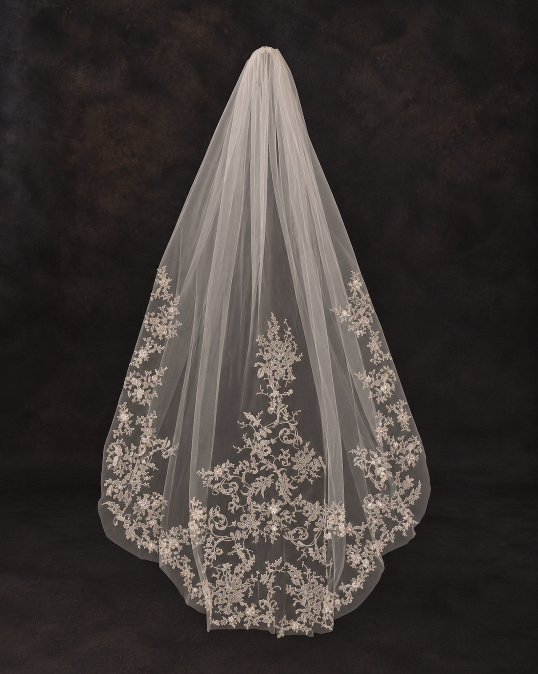 Elora Veil