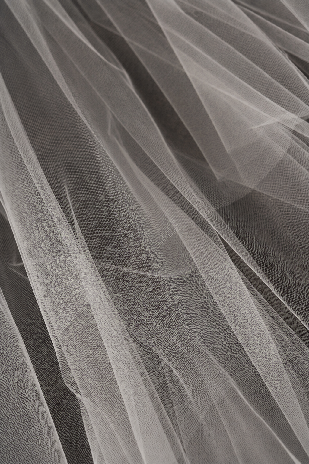 Diana Veil, detail 1