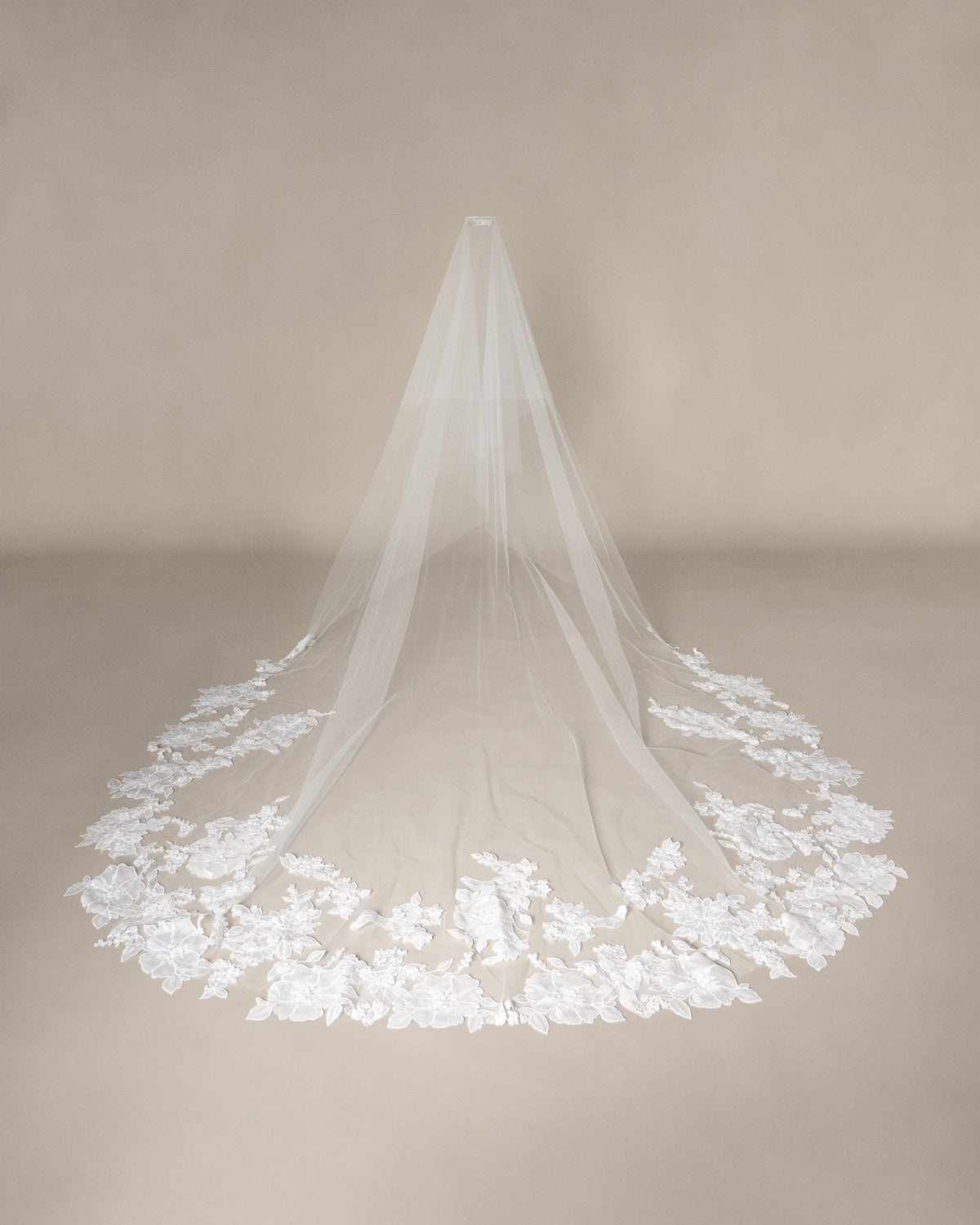Lane Veil