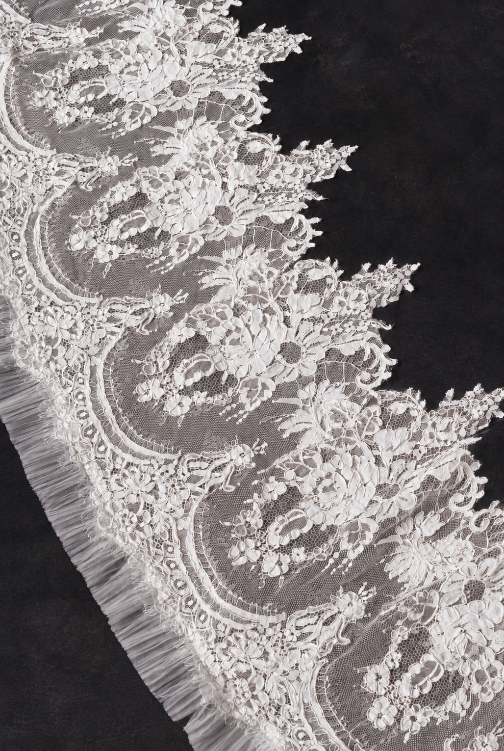 Loulou Veil, detail 2