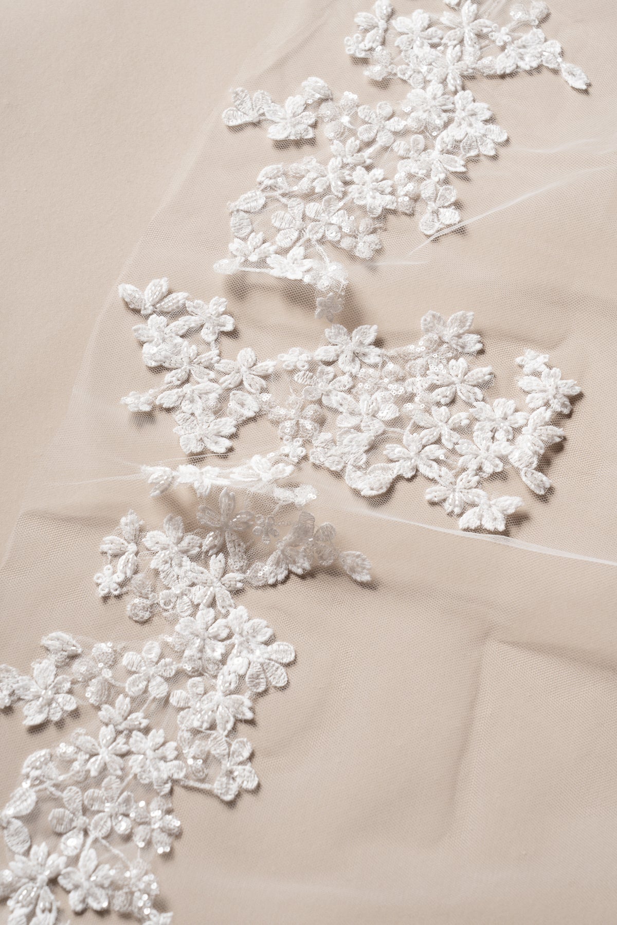 Mabel Veil, detail 1