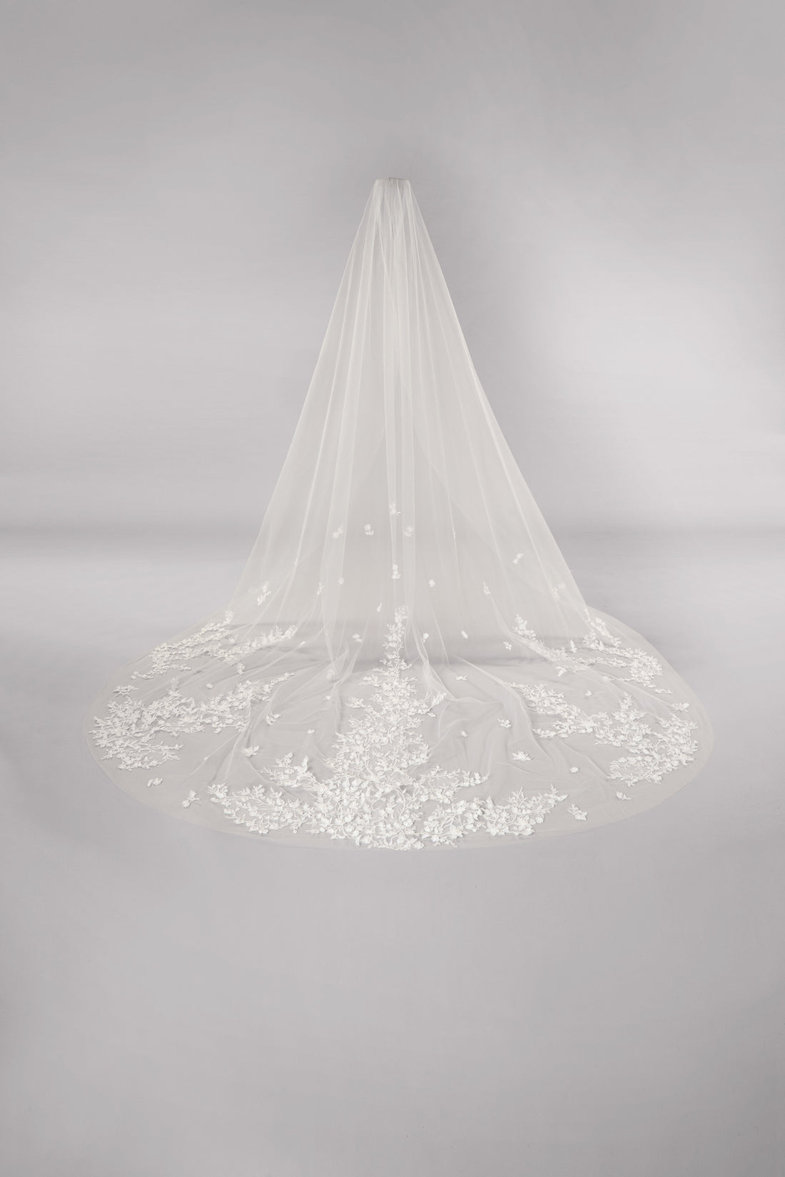 Rhea Veil