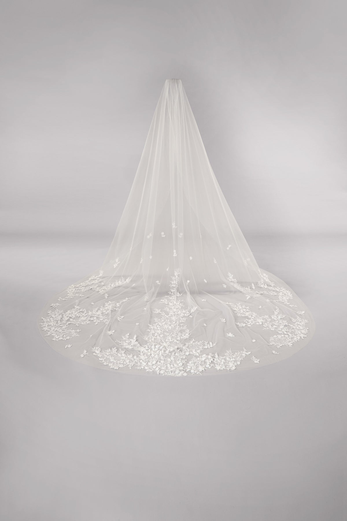 Rhea Veil