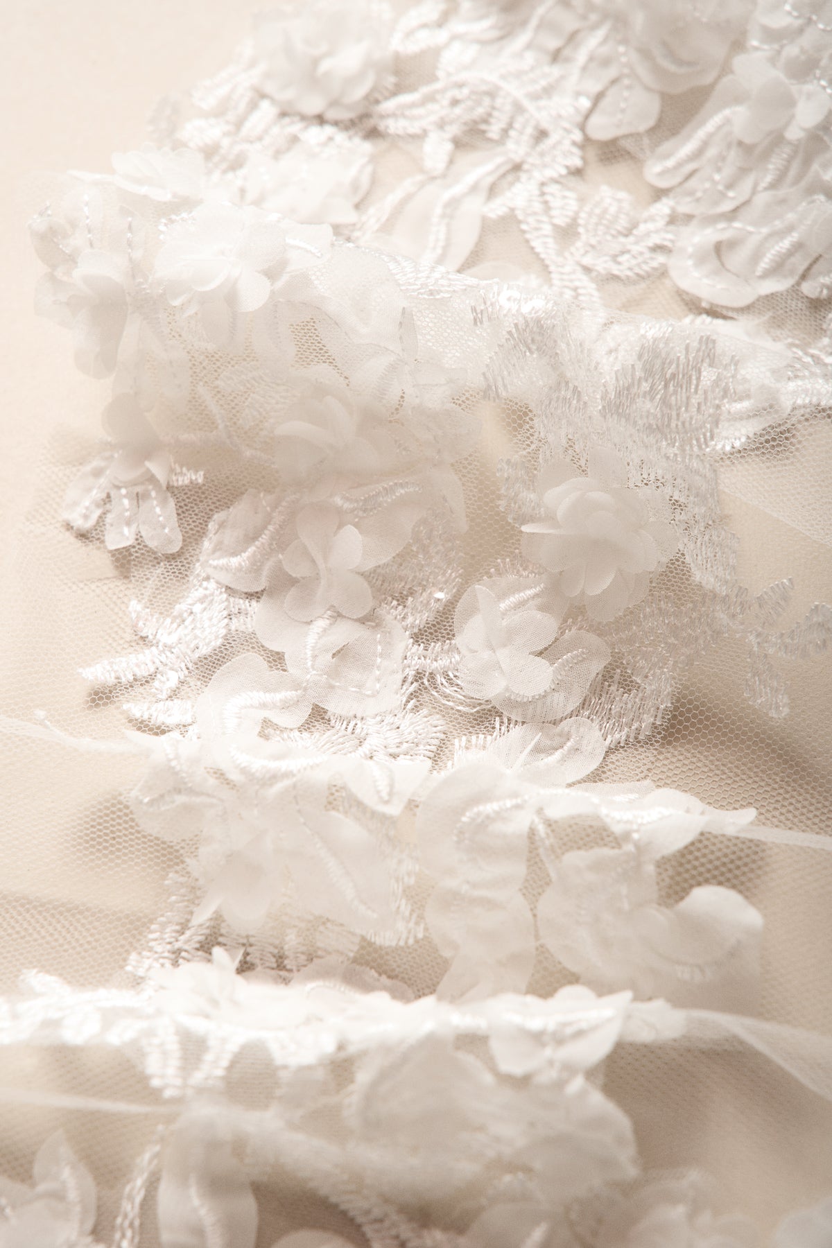 Whisper Veil, detail 1